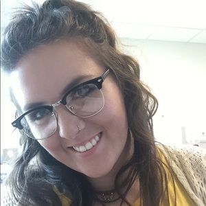 Meet your Posher, Tiffany